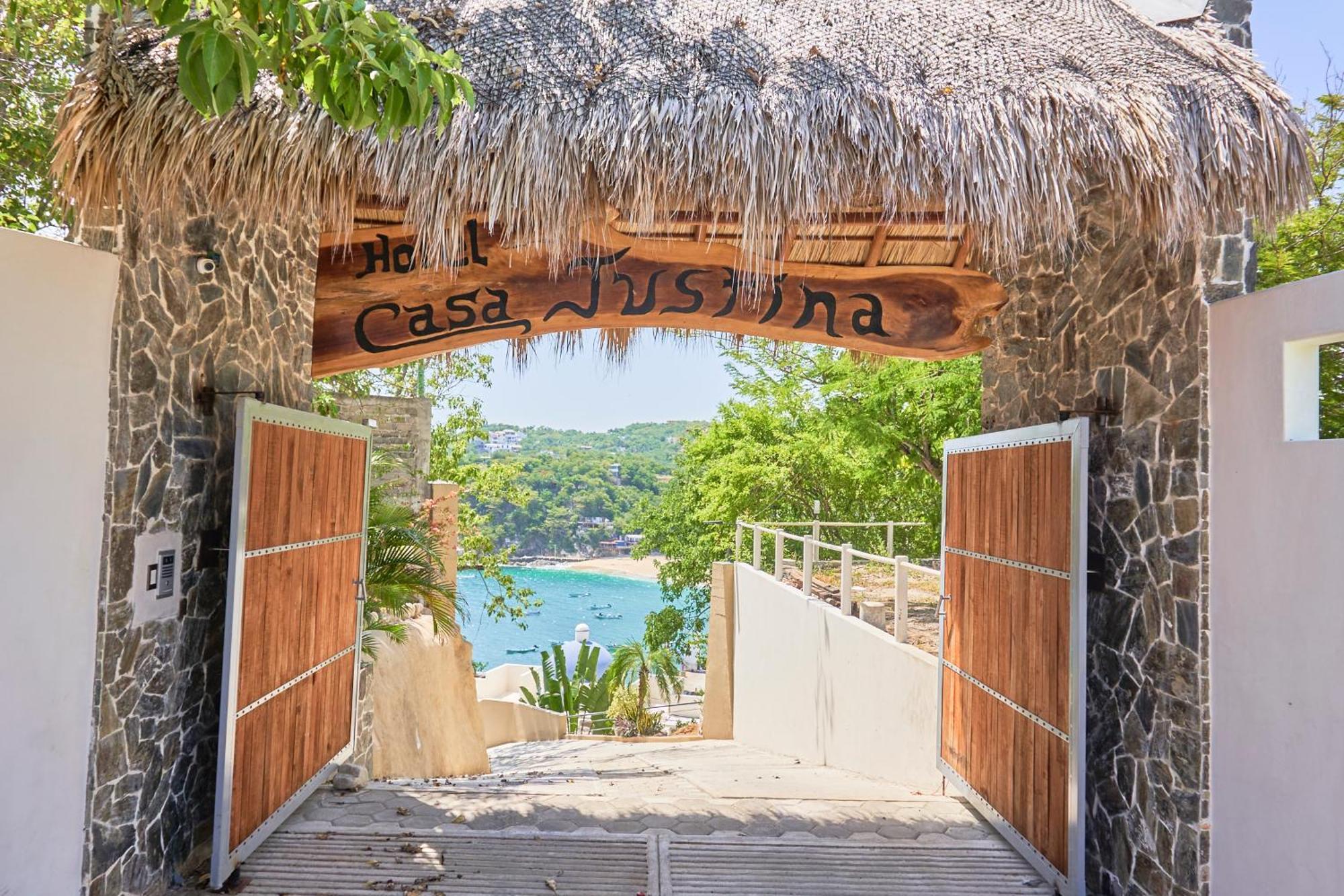 Hotel Casa Justina Puerto Ángel エクステリア 写真